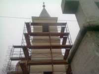 Állványzat templomtornyon