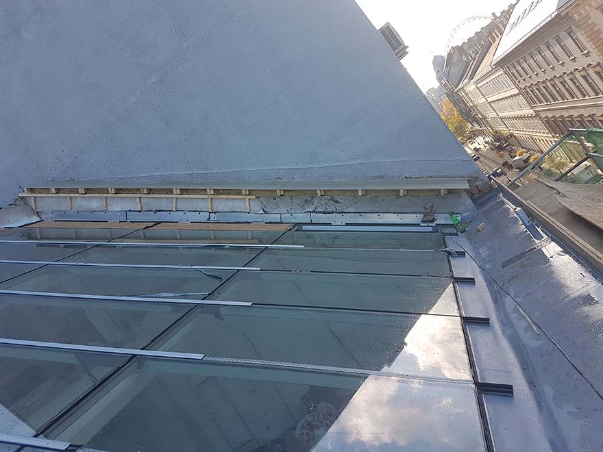 Panorama window and PVC trough